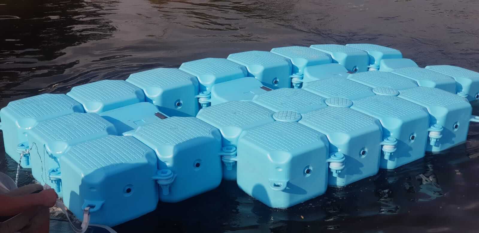 Navoz za skuter od ponton kocaka