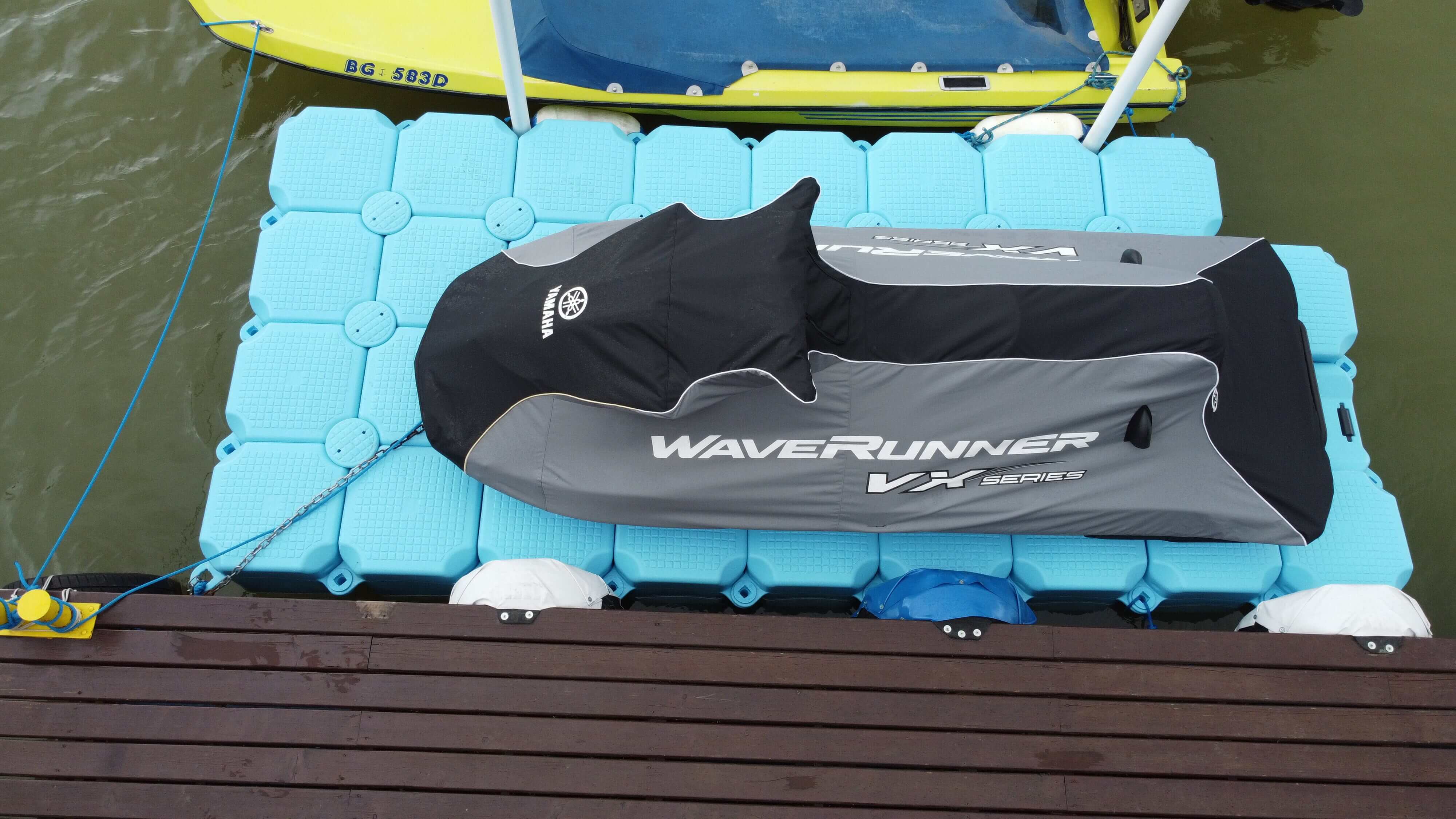 Plutajući navozi za vodene skutere i jet ski